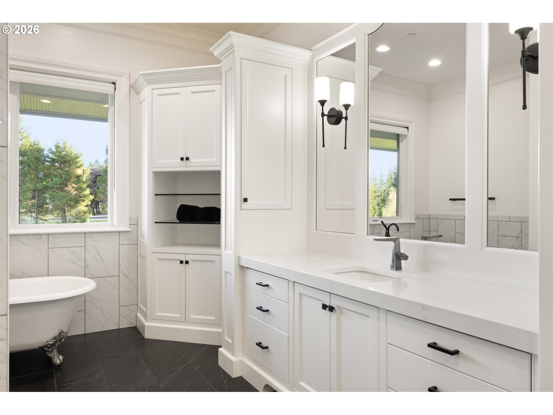 19600 Northwest 55th Avenue Ridgefield, WA 98642 - Photo 23 of 48 a bathroom with a sink a toilet and a mirror