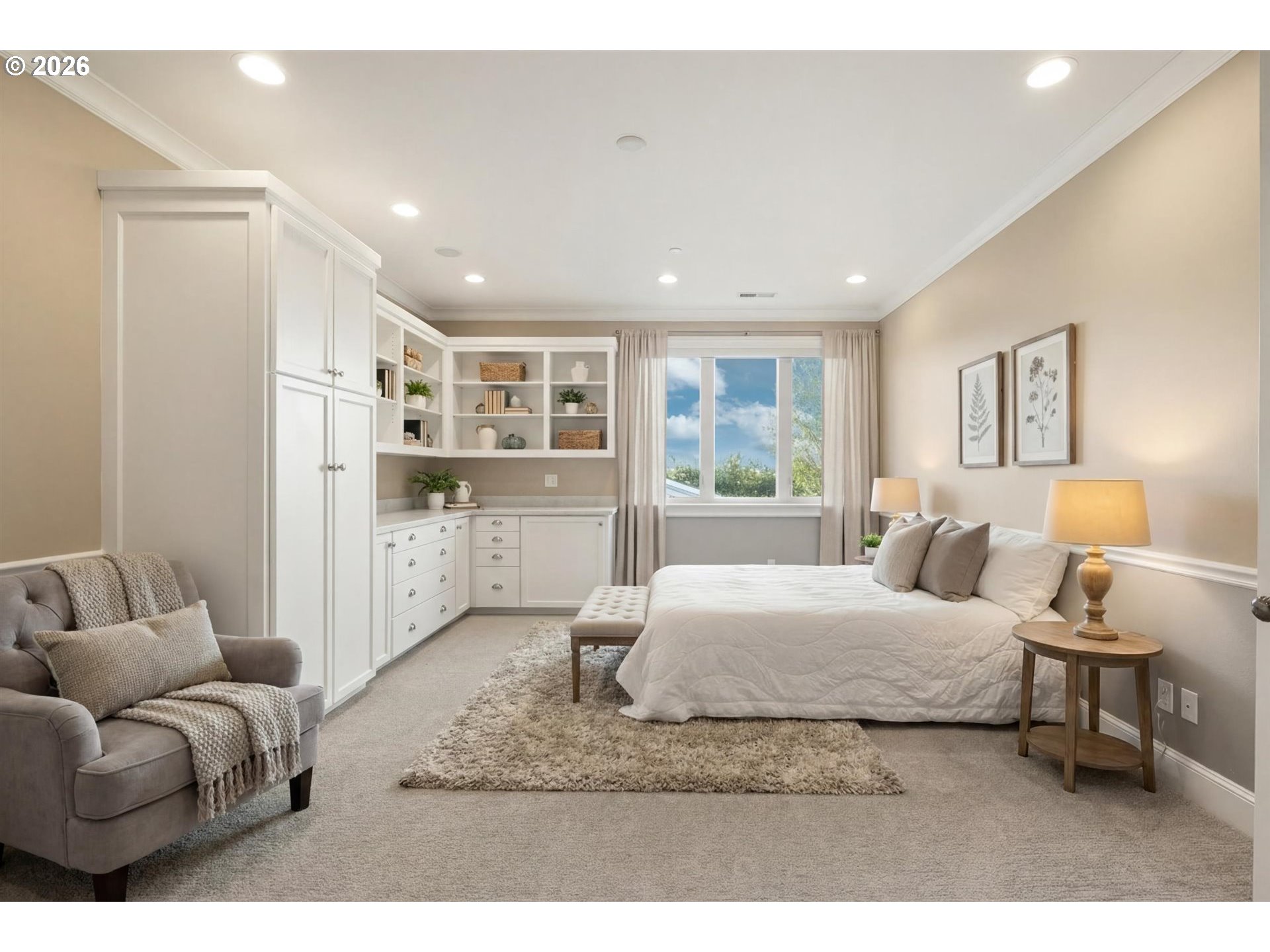 19600 Northwest 55th Avenue Ridgefield, WA 98642 - Photo 37 of 48 a spacious bedroom with a bed and a couch