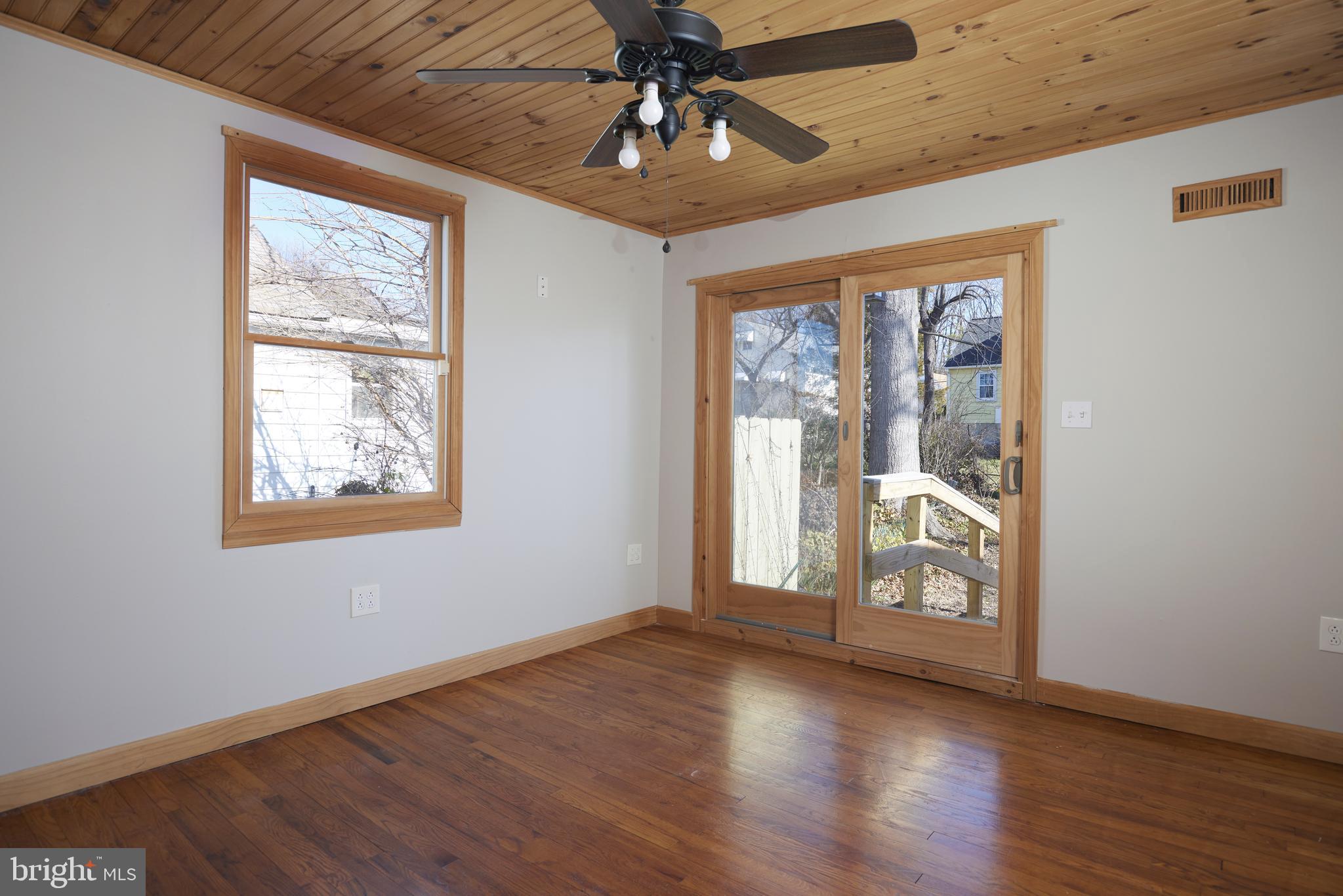 2524 East Joppa Road Baltimore, MD 21234 - Photo 9 of 16 Gallery Image 9