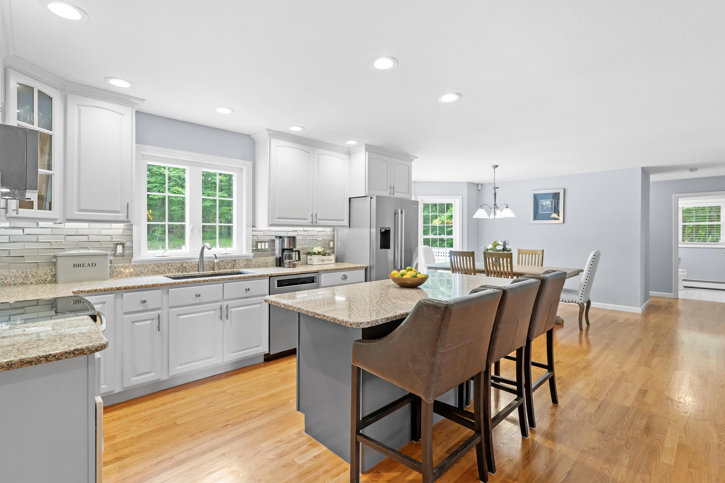 7 Wesley Lane Salem, NH 03079 - Photo 13 of 60