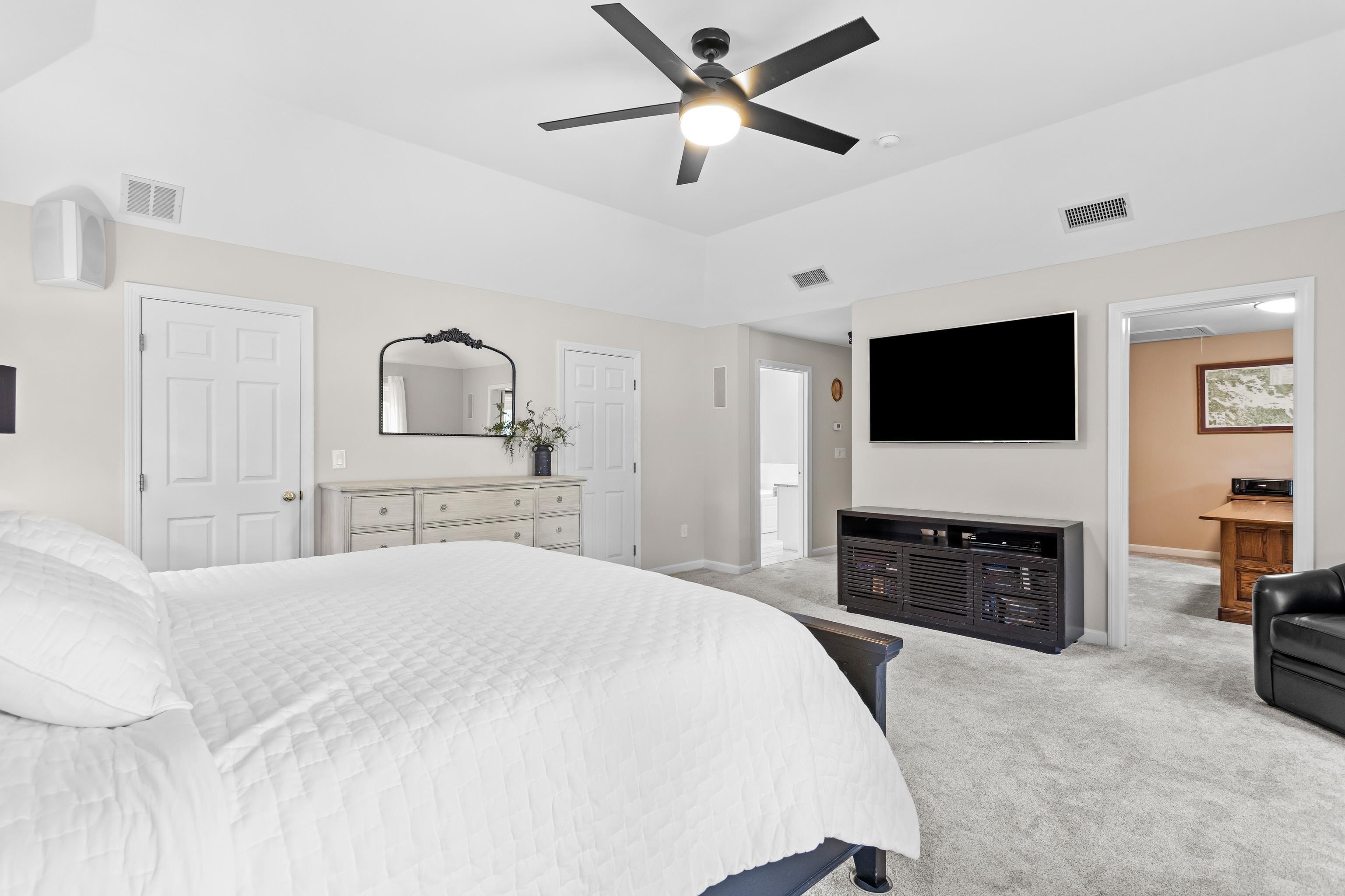 7 Wesley Lane Salem, NH 03079 - Photo 39 of 60