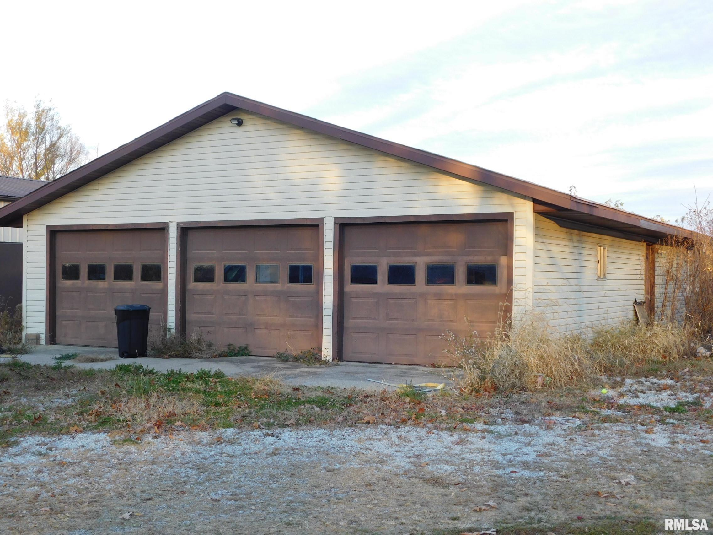 3751 Alma Hatchery Road Salem, IL 62881 - Photo 8 of 9