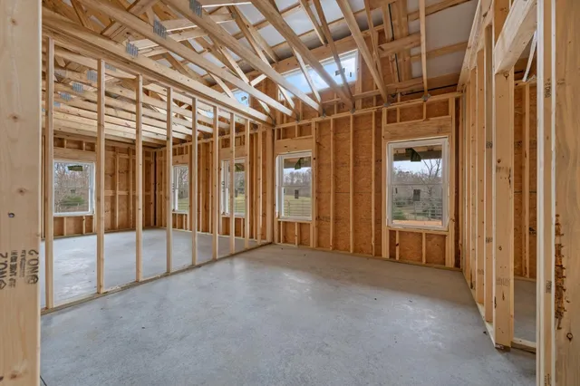 $350,000 | 5055 Pilgrims Pass, Primm Springs, TN 38476