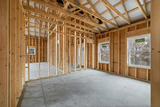 $350,000 | 5055 Pilgrims Pass, Primm Springs, TN 38476