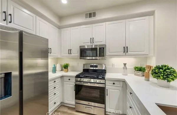 $849,999 | 42 Vintage, Irvine, CA 92620