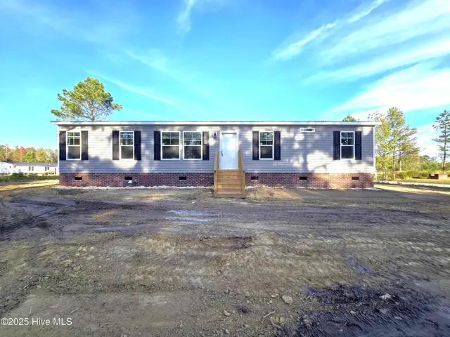 $227,900 | 405 South Alligator Lane, Willard, NC 28478