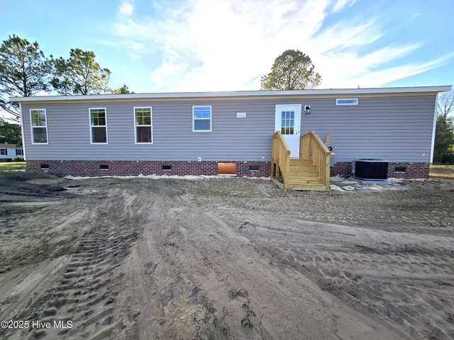 $227,900 | 405 South Alligator Lane, Willard, NC 28478