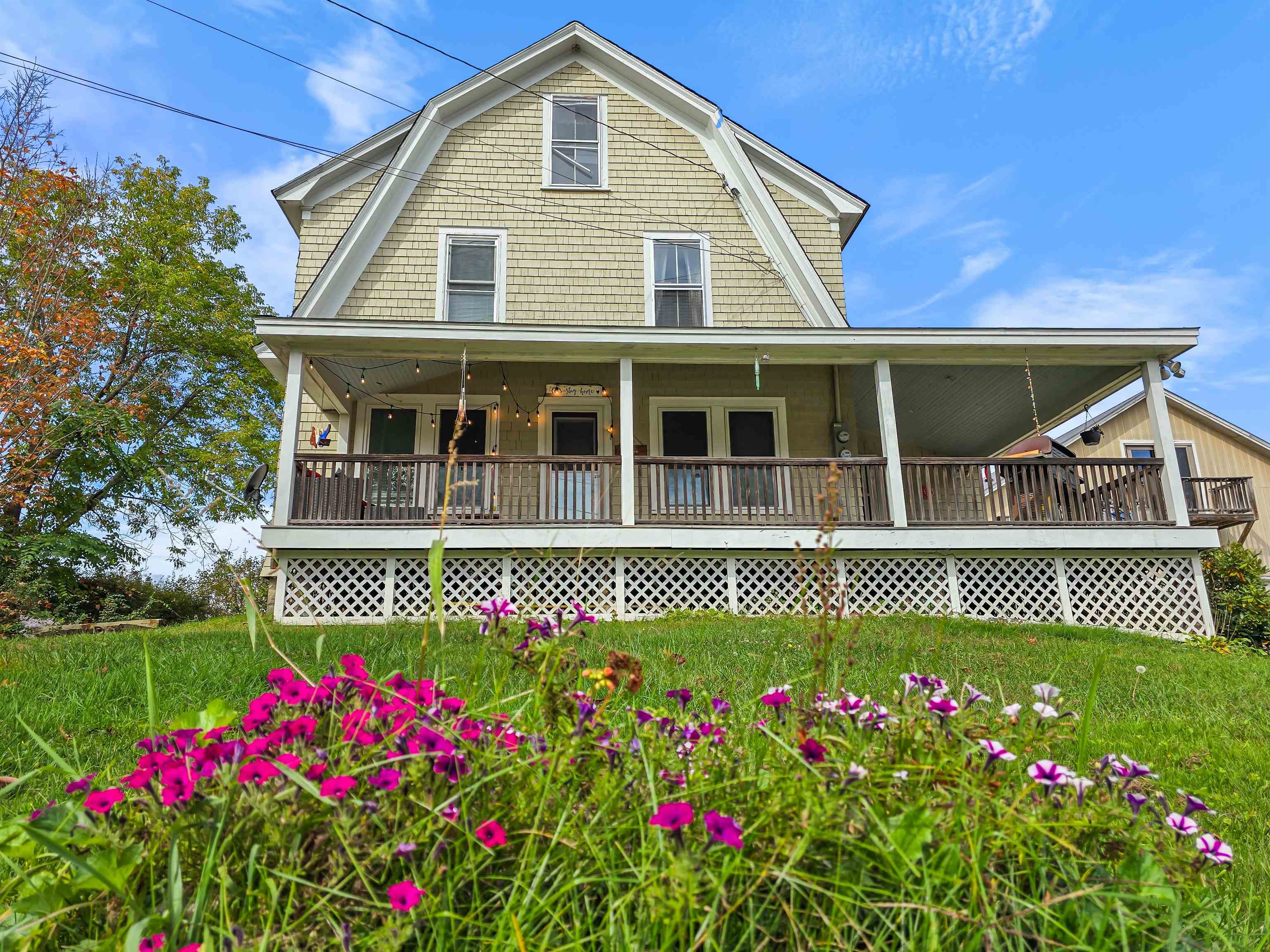 44 School Street Springfield, VT 05150 - Photo 23 of 39