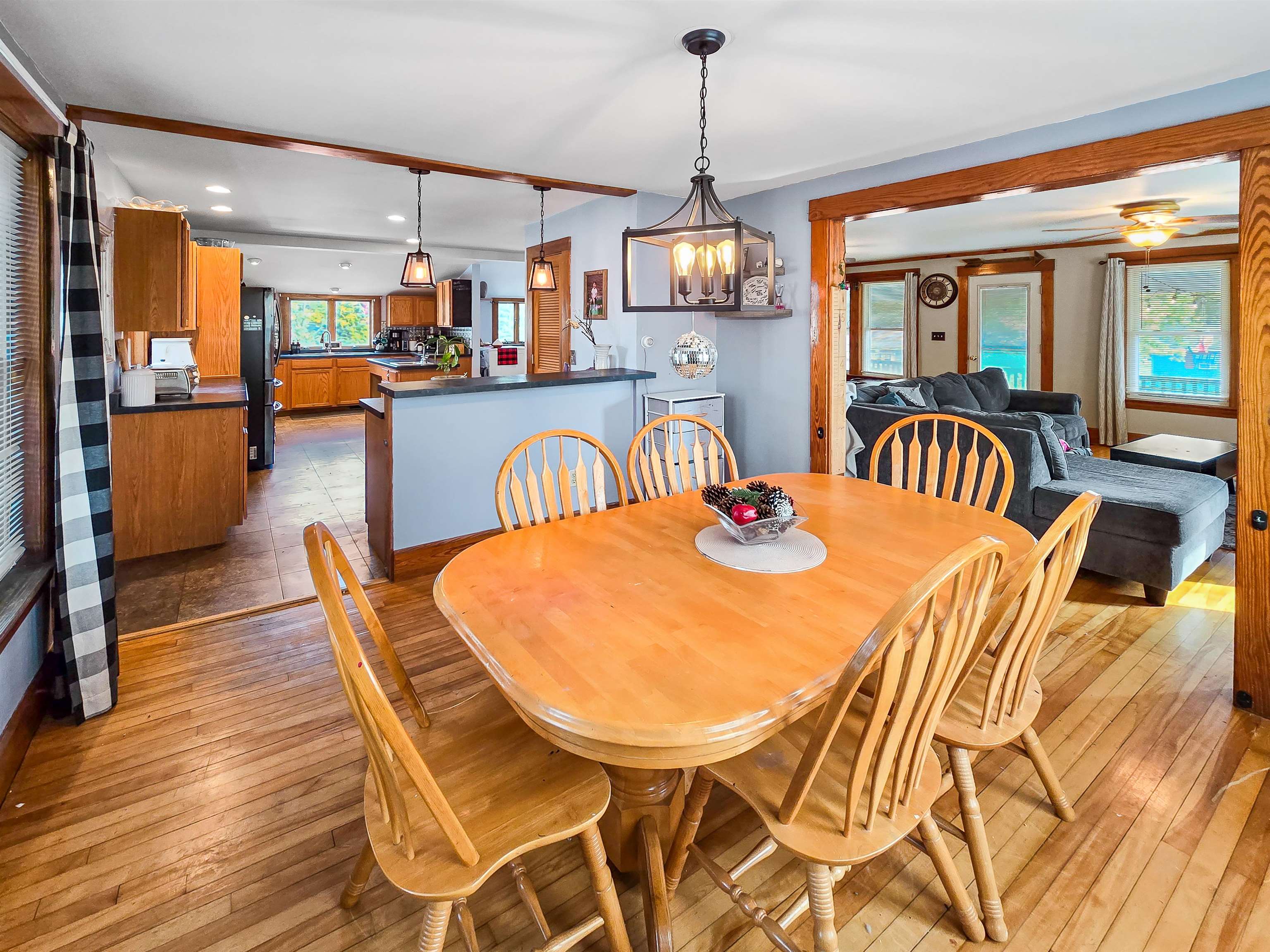 44 School Street Springfield, VT 05150 - Photo 6 of 39