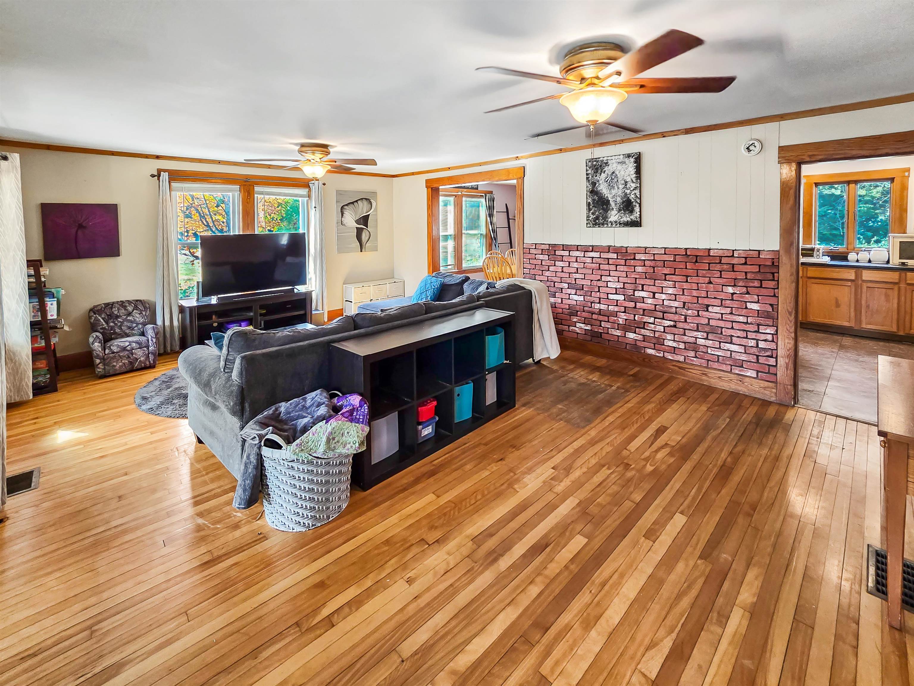 44 School Street Springfield, VT 05150 - Photo 9 of 39