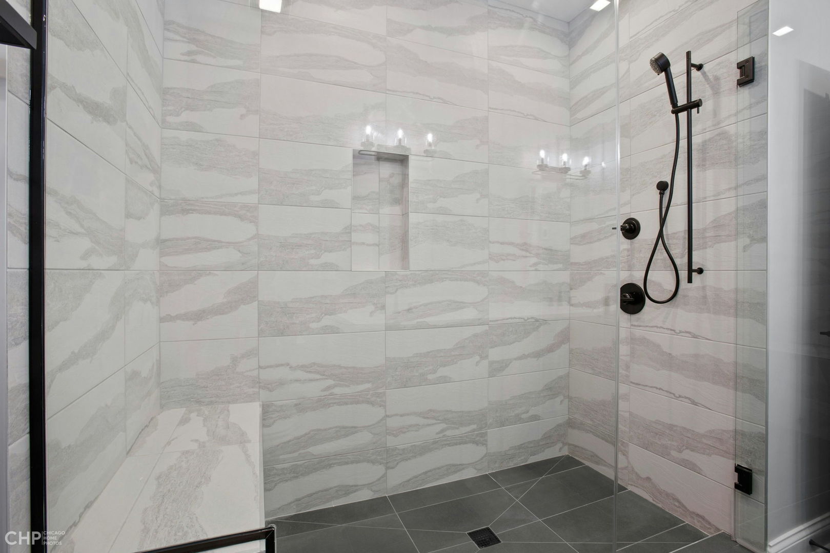 211 South Hamilton Avenue, Unit 2 Chicago, IL 60612 - Photo 13 of 16 a bathroom with a shower