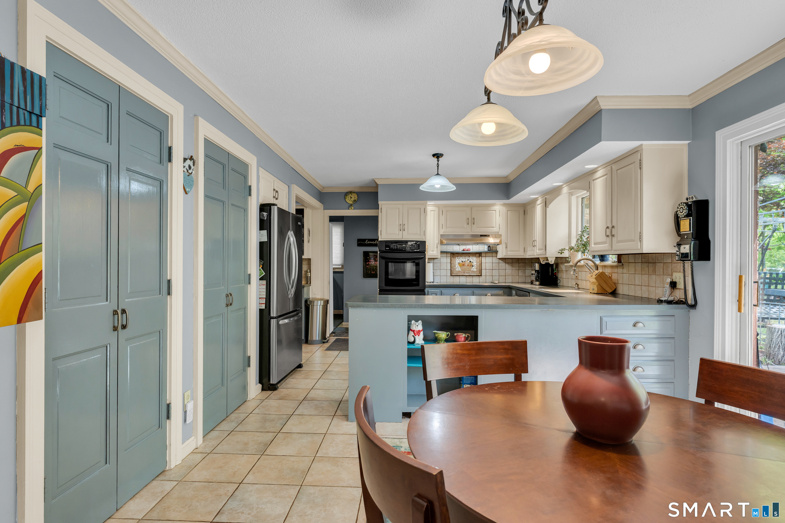 975 Main Street Hamden, CT 06514 - Photo 22 of 40