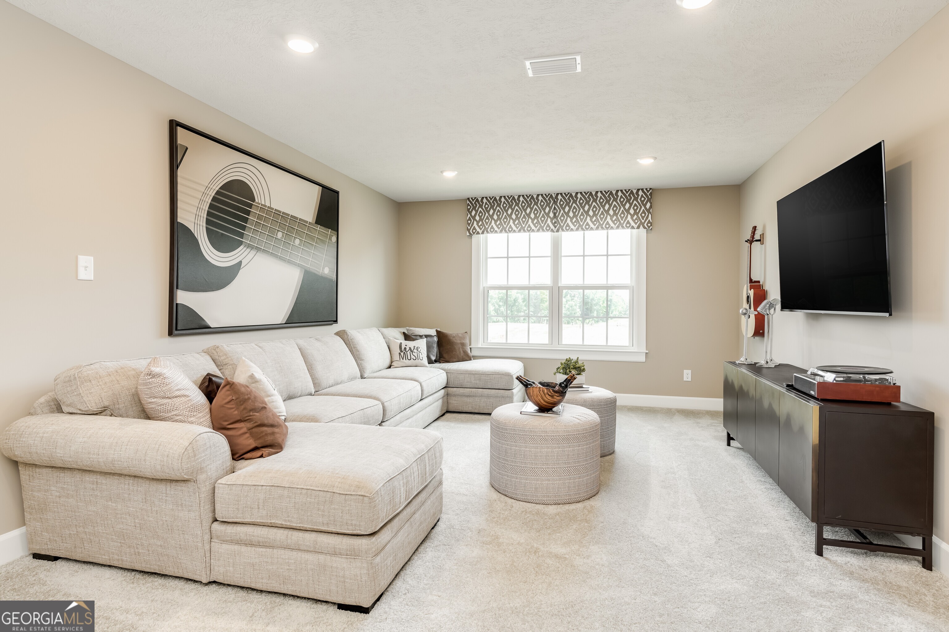 374 Flying Eagle Drive Commerce, GA 30529 - Photo 8 of 12