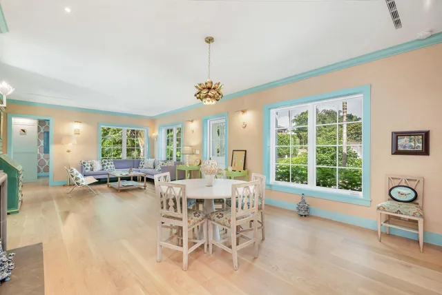 a view of a livingroom with furniture window and outside view