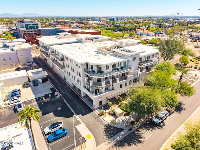 $1,050,000 | 3801 North Goldwater Boulevard, Unit 302, Scottsdale, AZ 85251