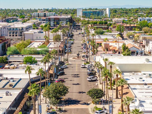 $1,050,000 | 3801 North Goldwater Boulevard, Unit 302, Scottsdale, AZ 85251