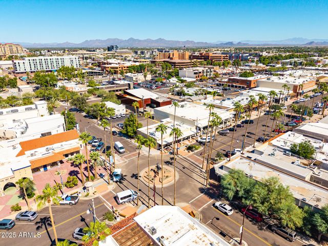 $1,050,000 | 3801 North Goldwater Boulevard, Unit 302, Scottsdale, AZ 85251