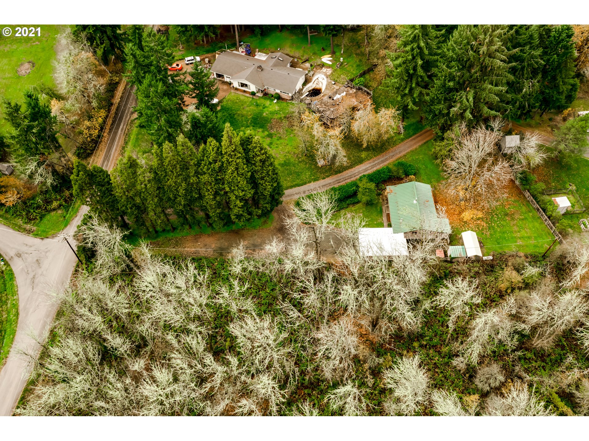 29785 Gimpl Hill Road Eugene, OR 97402 - Photo 17 of 18 Gallery Image 17