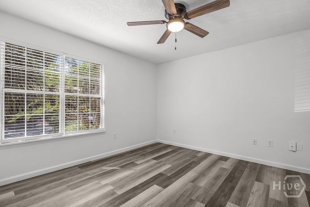 401 North Cromwell Road, Unit T1 Savannah, GA 31410 - Photo 9 of 36