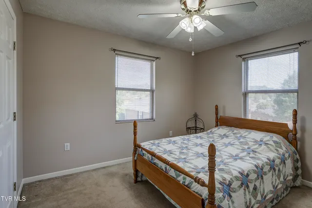 $499,900 | 222 Old Stage Drive, Bristol, TN 37620