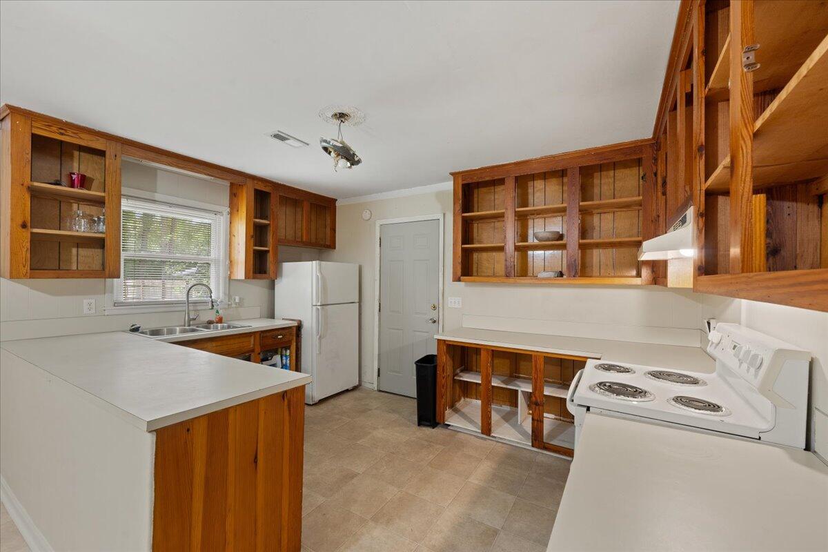 435 Morrow Street Moncks Corner, SC 29461 - Photo 8 of 18 08-Barclay Media Co-5