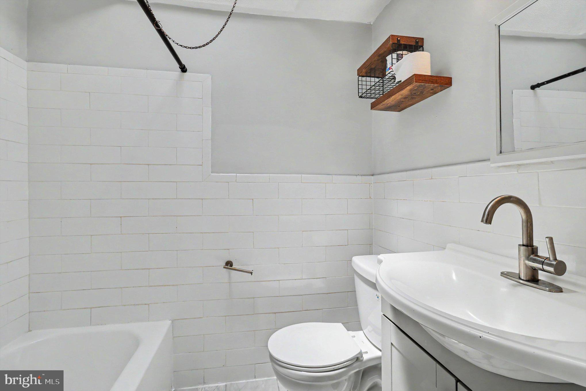 5203 North Springfield Road Clifton Heights, PA 19018 - Photo 17 of 26