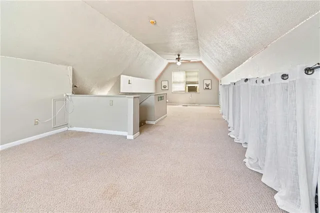 $395,000 | 3 Mary Ridge Court, River Ridge, LA 70123