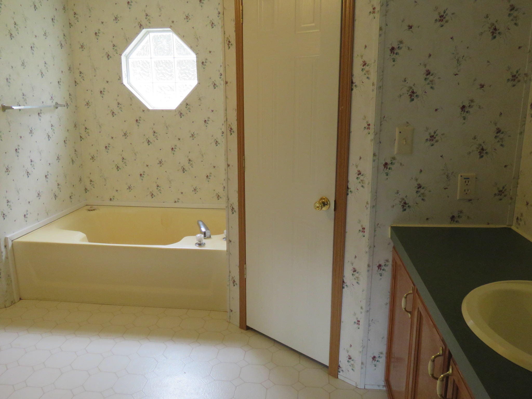 52 Homestead Road New Castle, VA 24127 - Photo 18 of 25 IMG_2046