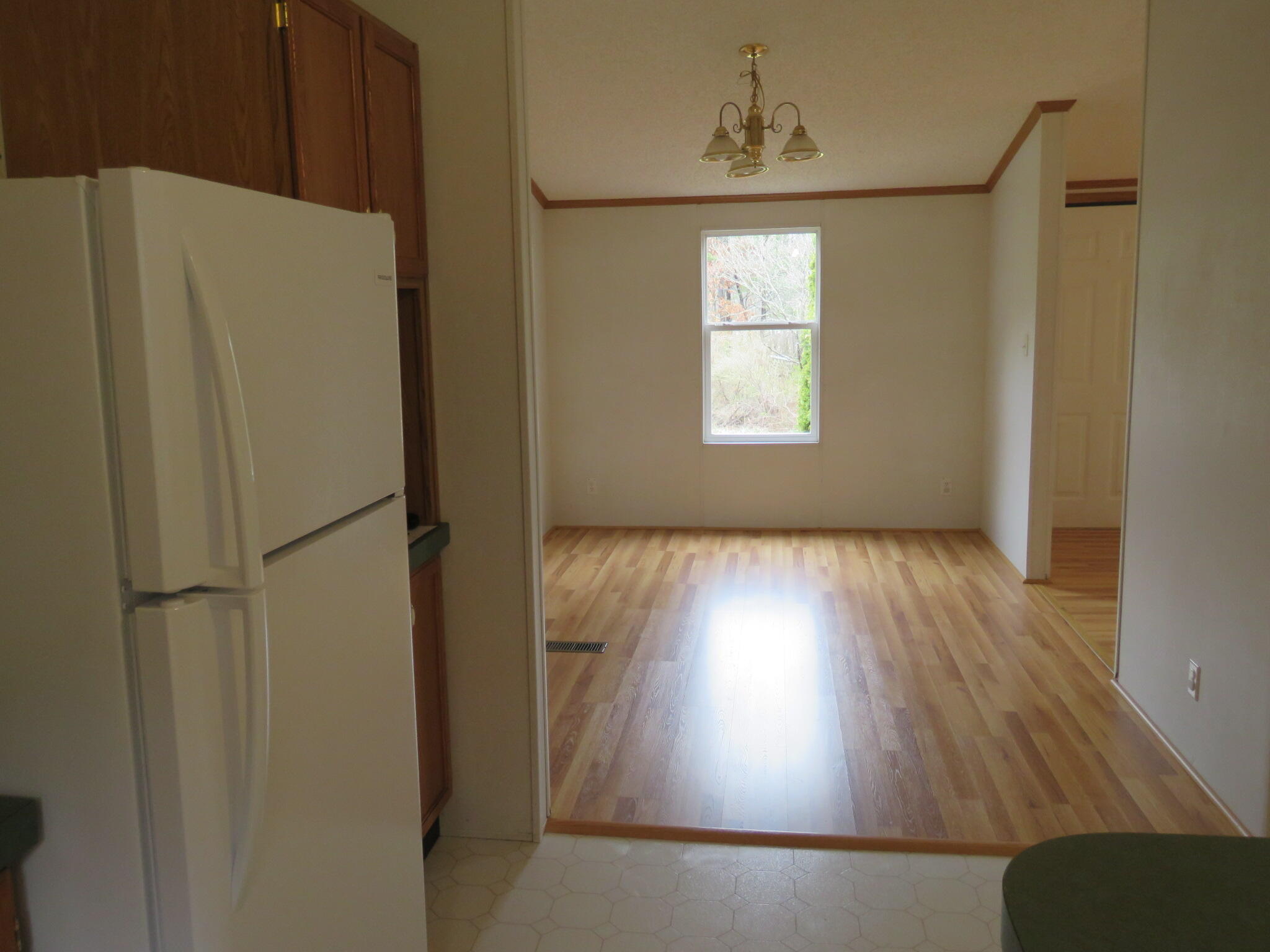 52 Homestead Road New Castle, VA 24127 - Photo 19 of 25 IMG_2047