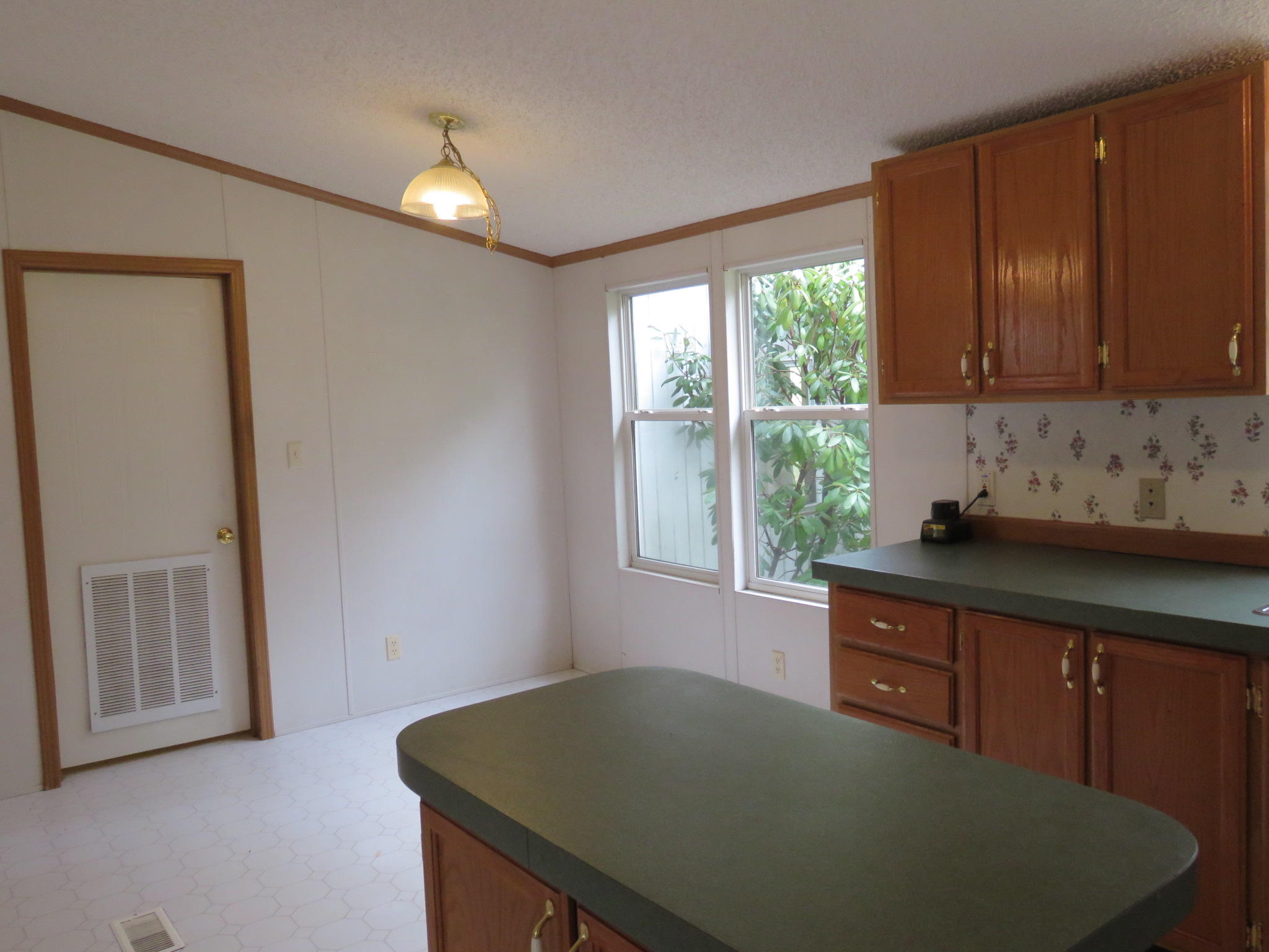 52 Homestead Road New Castle, VA 24127 - Photo 20 of 25 IMG_2048