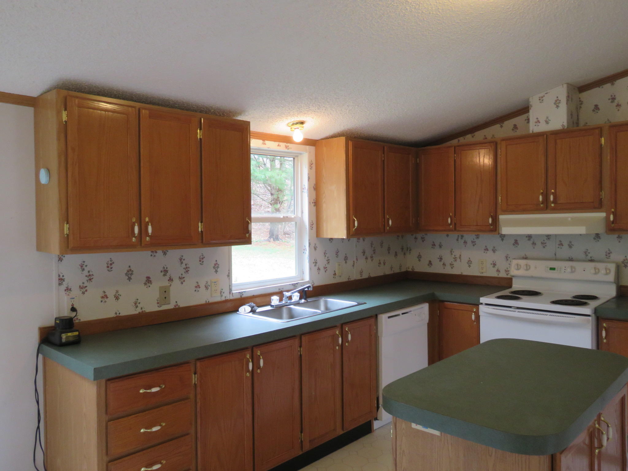 52 Homestead Road New Castle, VA 24127 - Photo 23 of 25 IMG_2052