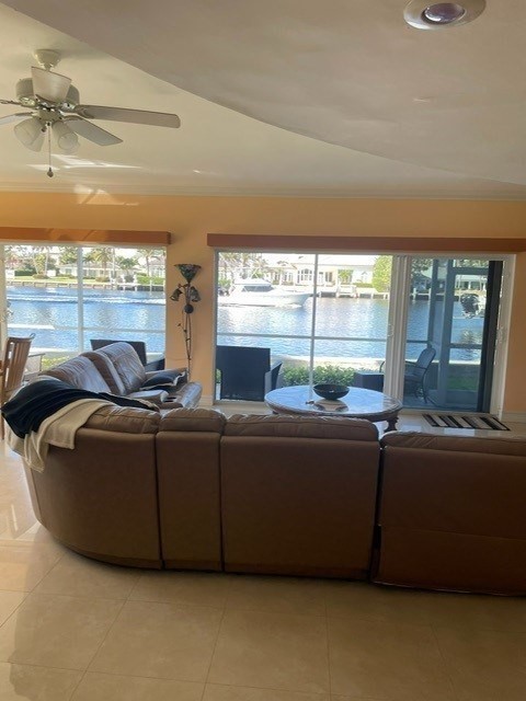 1166 Hillsboro Mile, Unit 8 Pompano Beach, FL 33062 - Photo 4 of 9