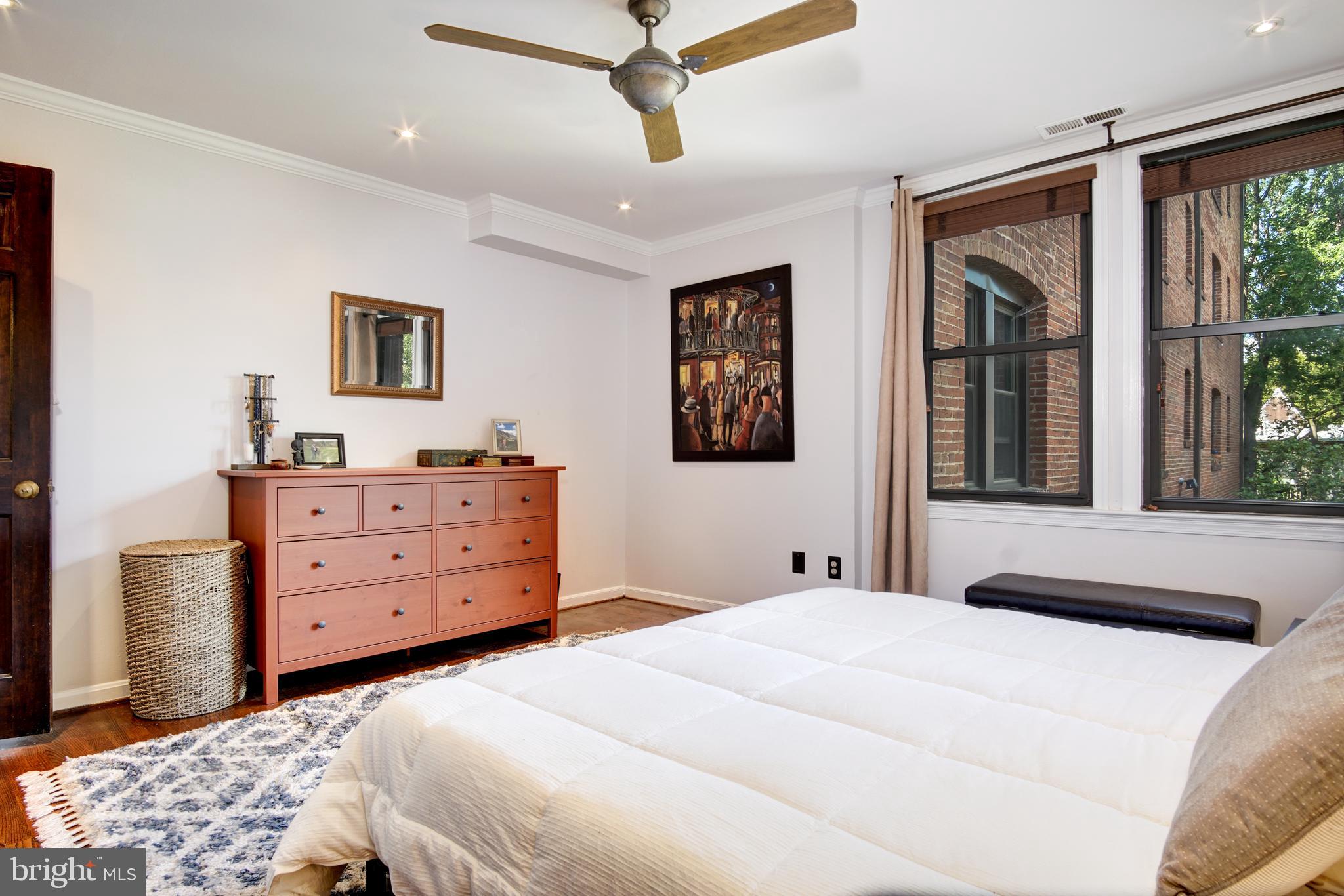 1661 Park Road Northwest, Unit 206 Washington, DC 20010 - Photo 15 of 25 Gallery Image 15