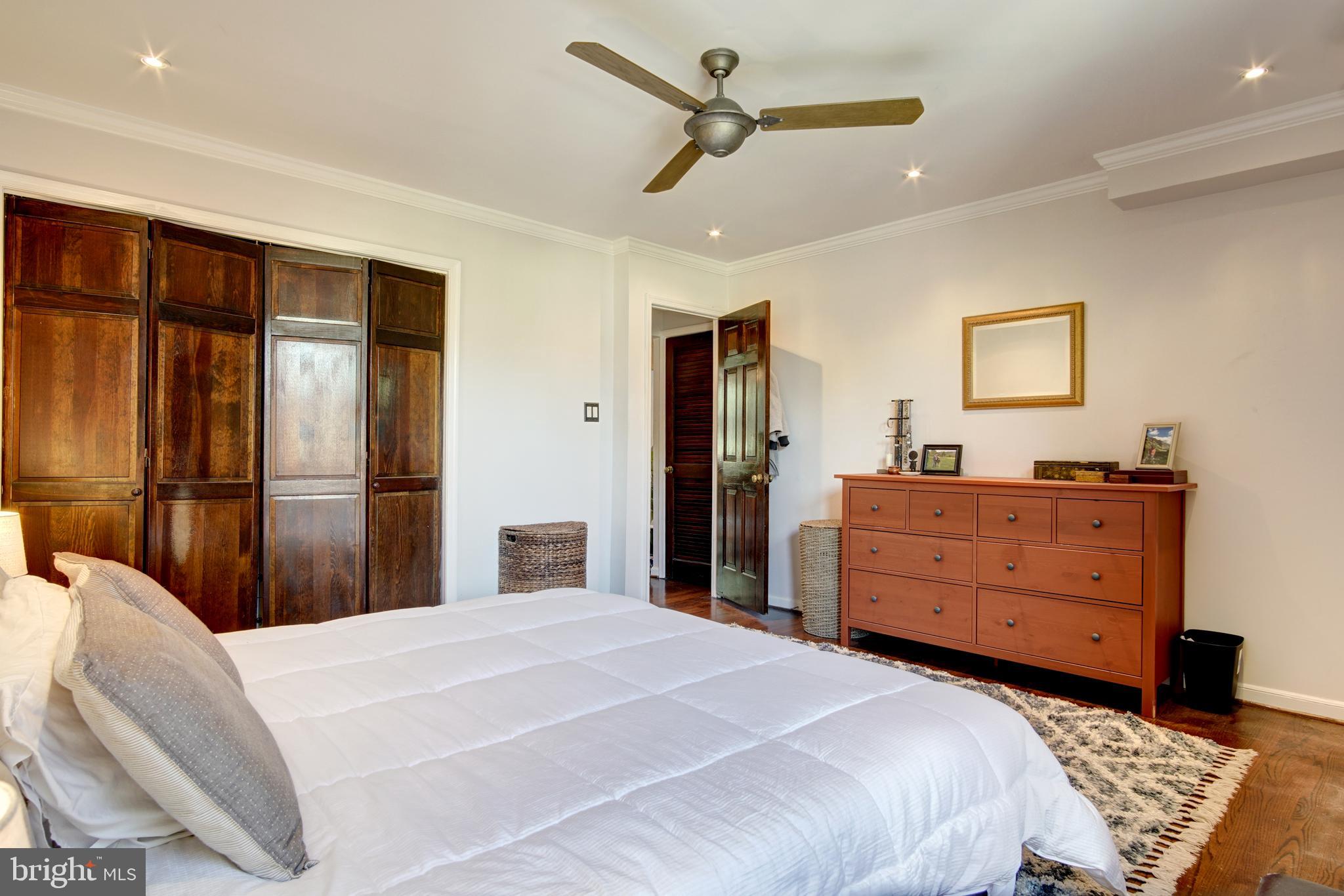 1661 Park Road Northwest, Unit 206 Washington, DC 20010 - Photo 16 of 25 Gallery Image 16