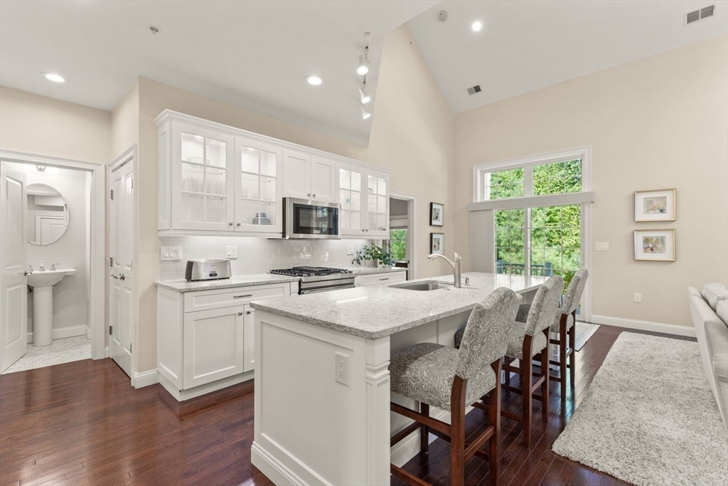 35 Eastover Road, Unit 35 Walpole, MA 02081 - Photo 3 of 31 Gallery Image 3