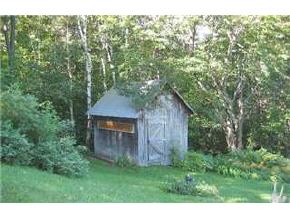 544 Anne Burns Road Warren, VT 05674 - Photo 3 of 6