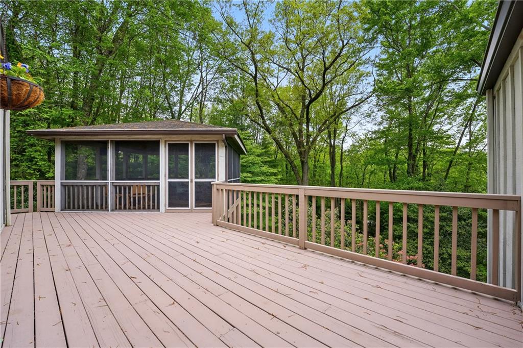 314 Winters Road Butler, PA 16002 - Photo 11 of 50 a view of balcony with wooden floor and fence