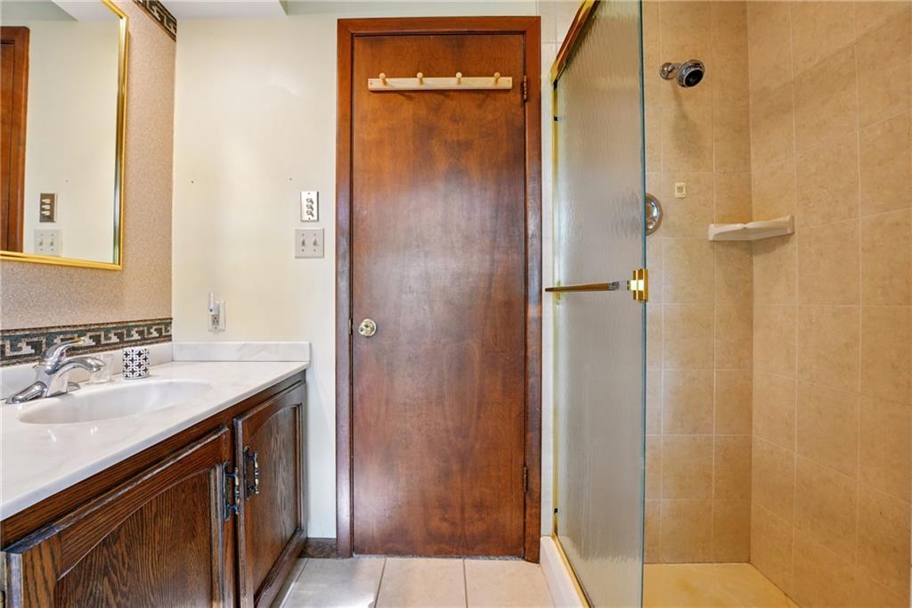 314 Winters Road Butler, PA 16002 - Photo 40 of 50 a bathroom with a sink and mirror