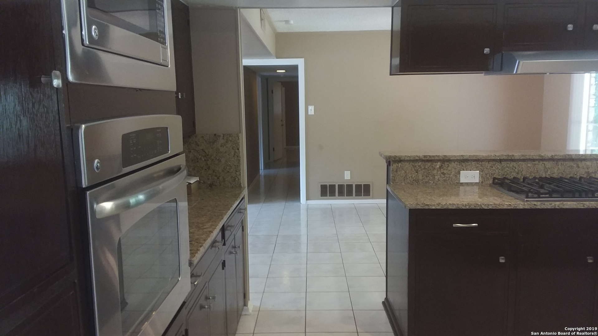 121 Riviera Drive Castle Hills, TX 78213 - Photo 6 of 18