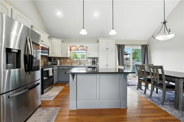 $450,000 | 8500 Northeast 99th Terrace, Kansas City, MO 64157