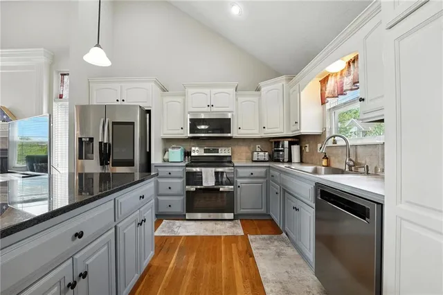 $450,000 | 8500 Northeast 99th Terrace, Kansas City, MO 64157