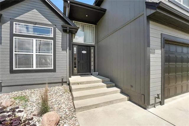 $450,000 | 8500 Northeast 99th Terrace, Kansas City, MO 64157