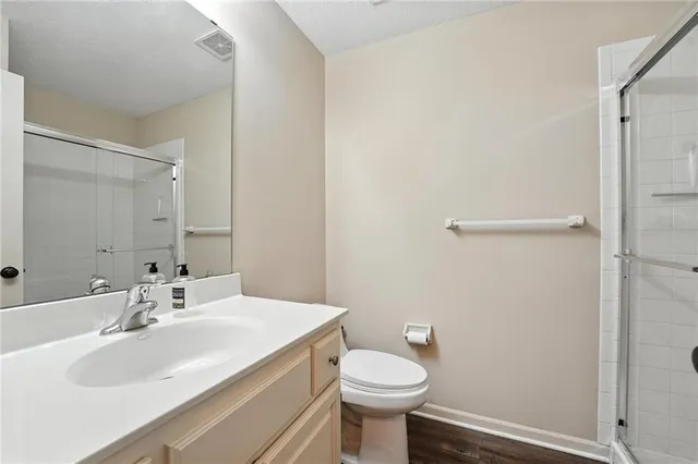 $450,000 | 8500 Northeast 99th Terrace, Kansas City, MO 64157