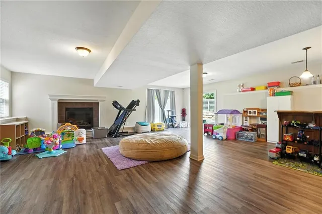 $450,000 | 8500 Northeast 99th Terrace, Kansas City, MO 64157