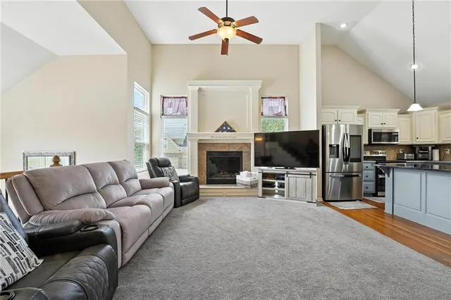 $450,000 | 8500 Northeast 99th Terrace, Kansas City, MO 64157