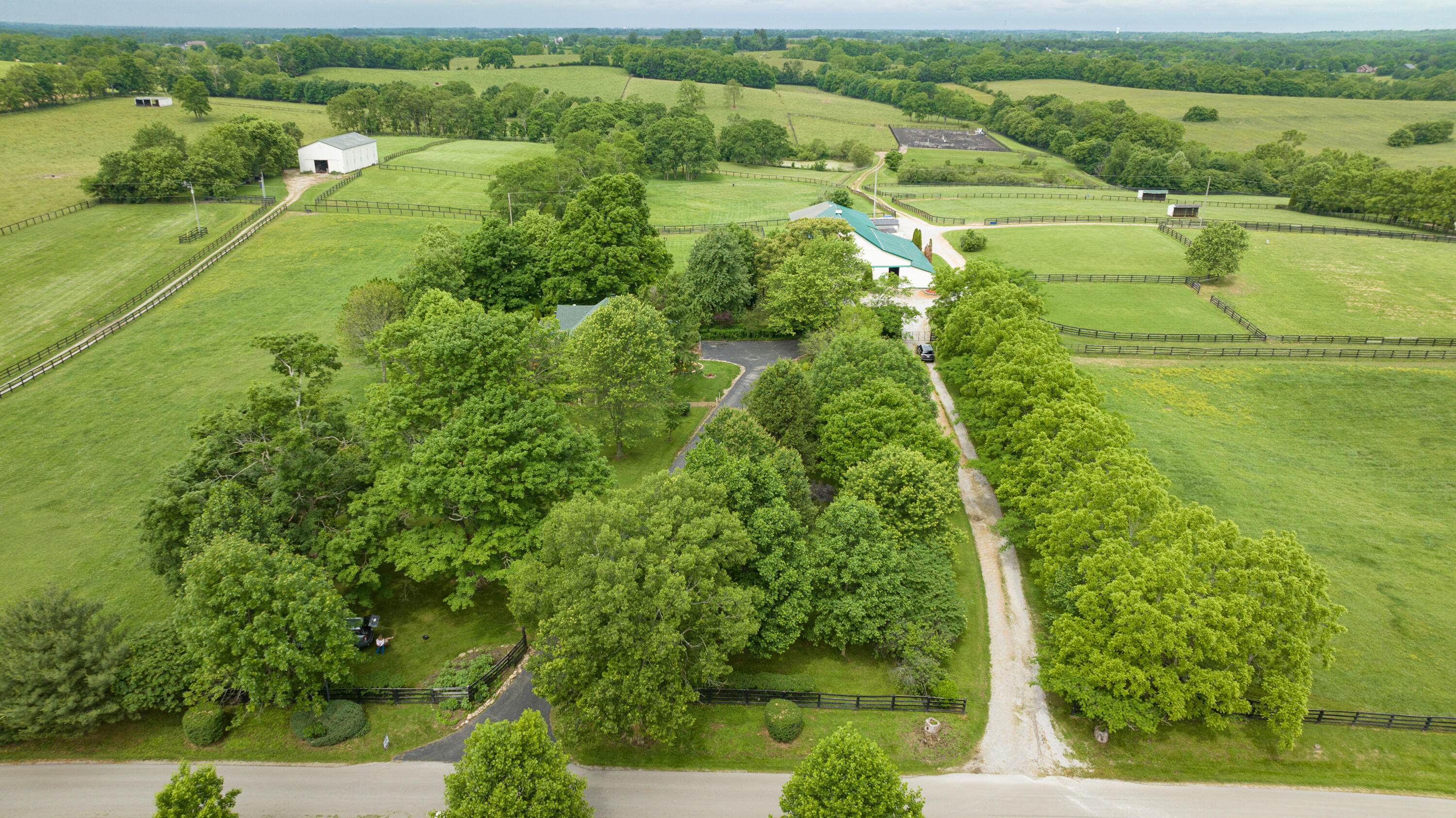 1013-1027 Hill Road Paris, KY 40361 - Photo 2 of 57 24_0524_Hill Rd_mw-4