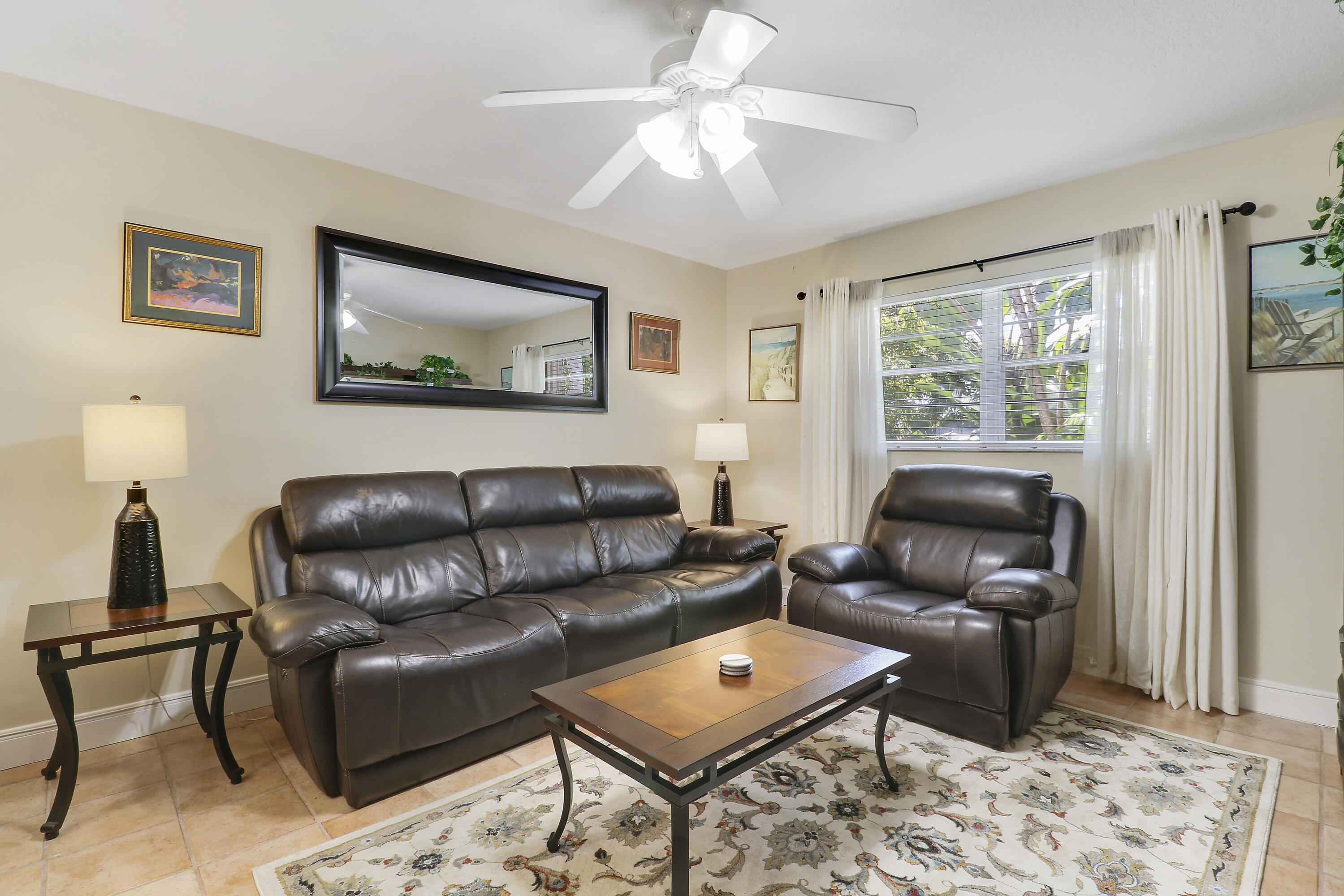 402 Fern Street Jupiter, FL 33458 - Photo 23 of 27 House1-24