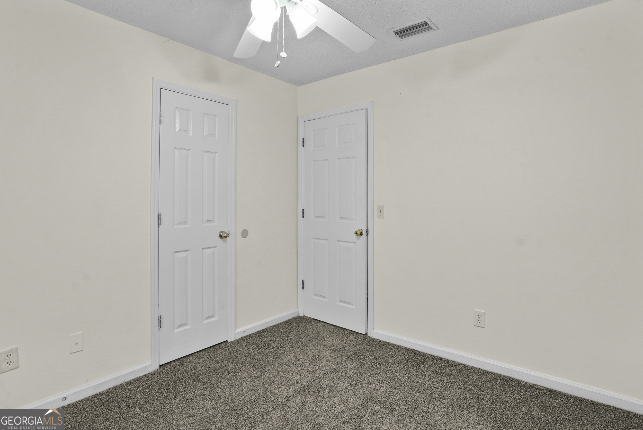 27 South Huntington Court Richmond Hill, GA 31324 - Photo 11 of 52