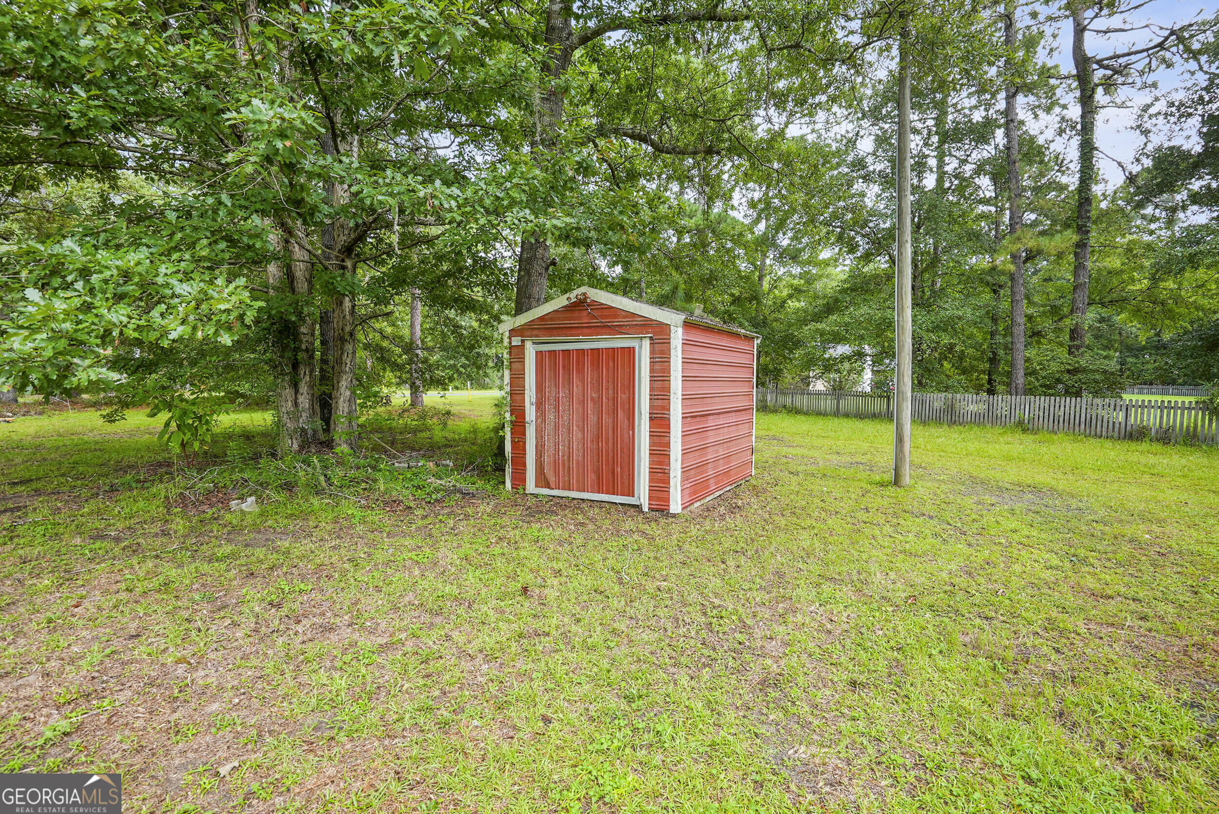 27 South Huntington Court Richmond Hill, GA 31324 - Photo 5 of 52