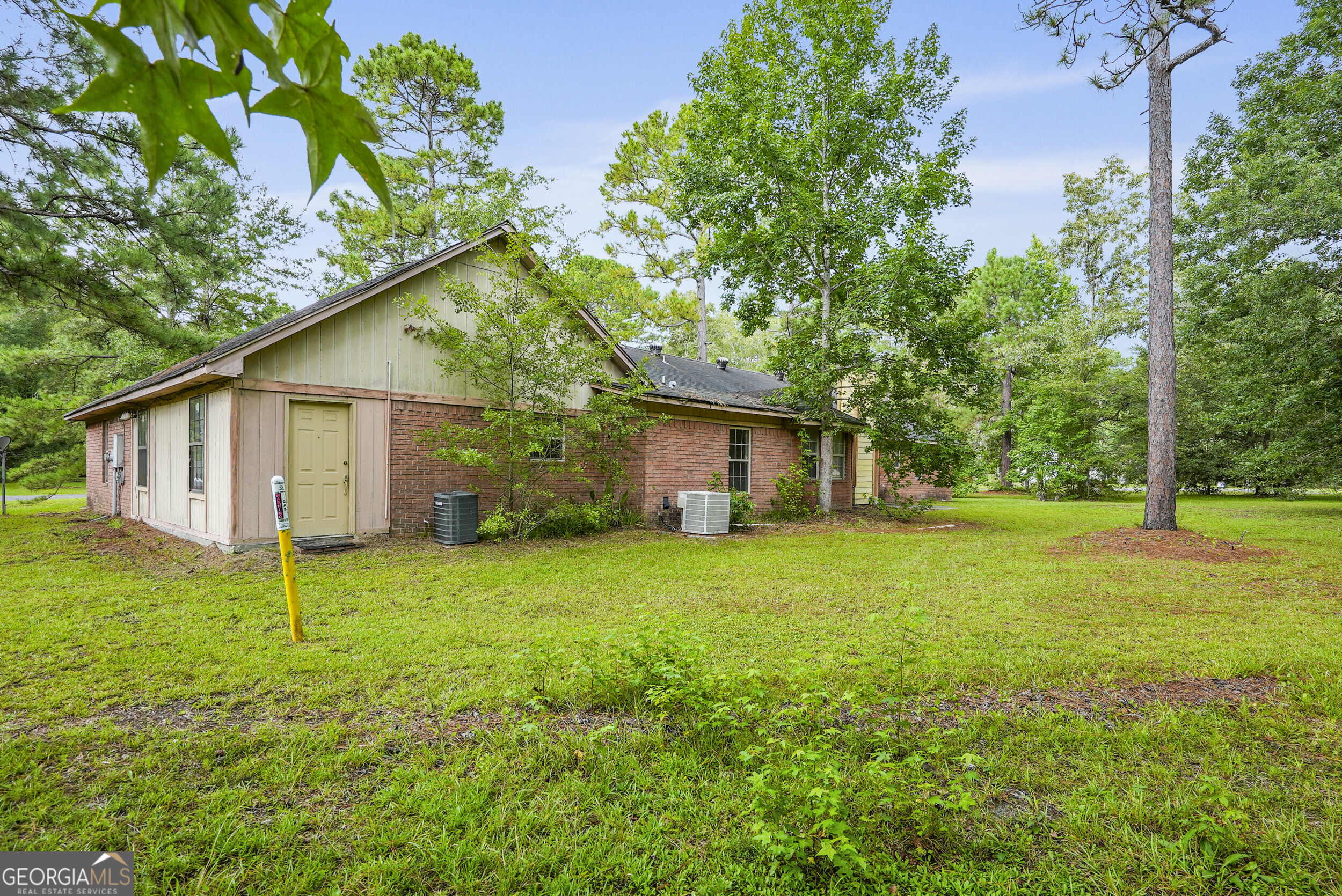 27 South Huntington Court Richmond Hill, GA 31324 - Photo 7 of 52